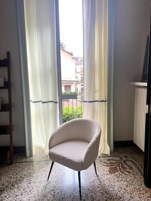 Lavi' Suite Elegante Centrale Luminoso Турин Экстерьер фото