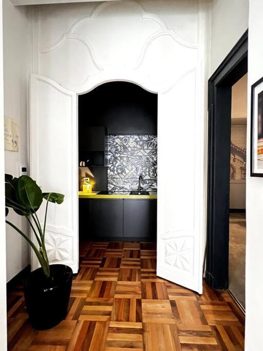 Lavi' Suite Elegante Centrale Luminoso Турин Экстерьер фото